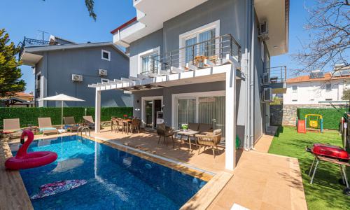 Villa Cappucino — 2
