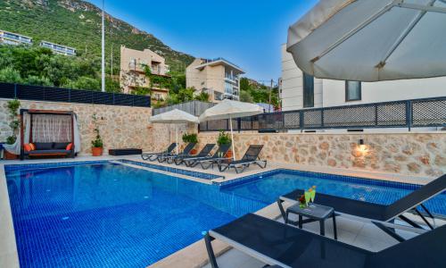 Villa Cassa — 12