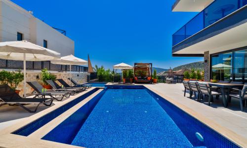 Villa Cassa — 56