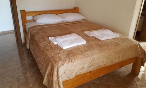 Villa Cennet — 40