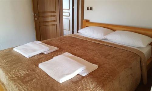 Villa Cennet — 42
