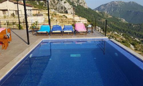 Villa Cennet — 9