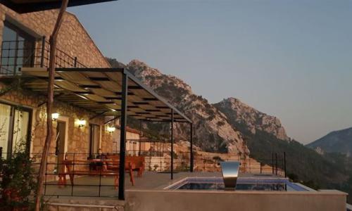 Villa Cennet — 12