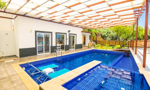 Villa Ceyda — 11