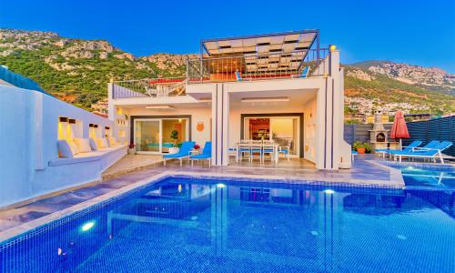 Villa Charm