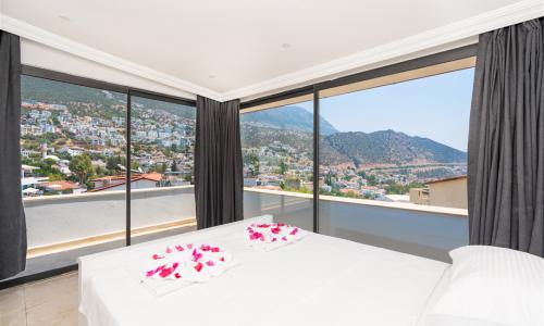 Villa City — 28