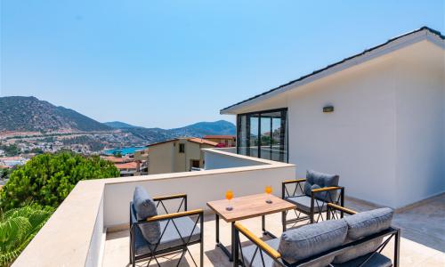Villa City — 42