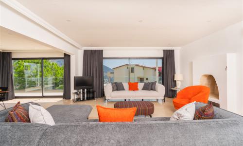 Villa City — 14