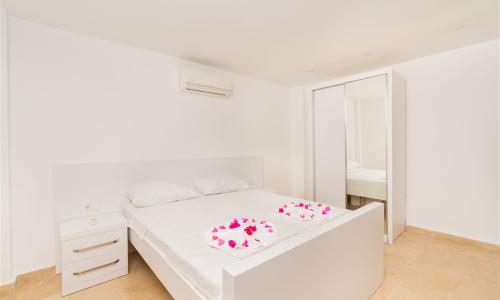 Villa City — 25