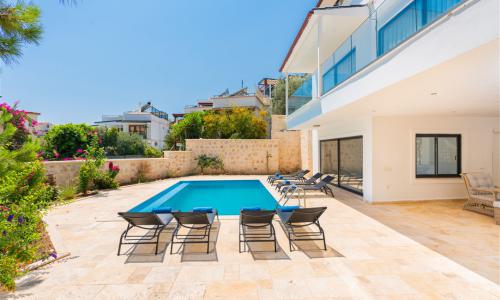 Villa City — 7