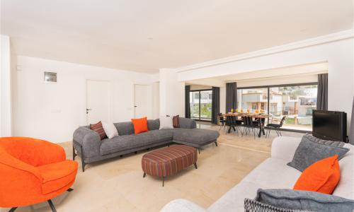 Villa City — 12