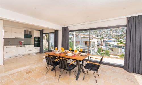 Villa City — 16