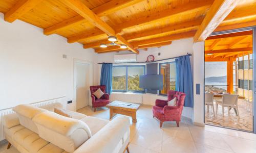 Villa Dacron — 25
