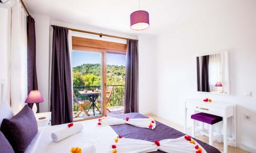 Villa Daphne — 60