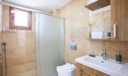 Villa Daphne — 70
