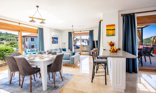 Villa Daphne — 52