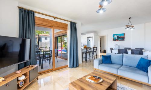 Villa Daphne — 47