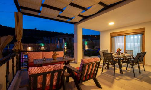Villa Daphne — 41