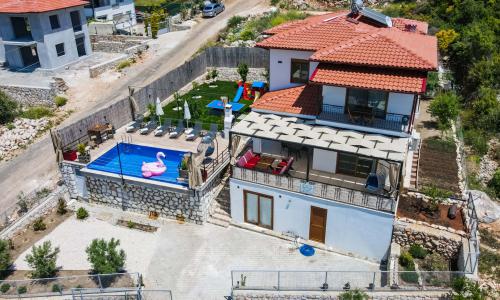 Villa Daphne — 6