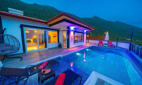 Villa Daylight — 1
