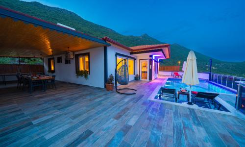 Villa Daylight — 3