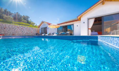 Villa Dessa — 2
