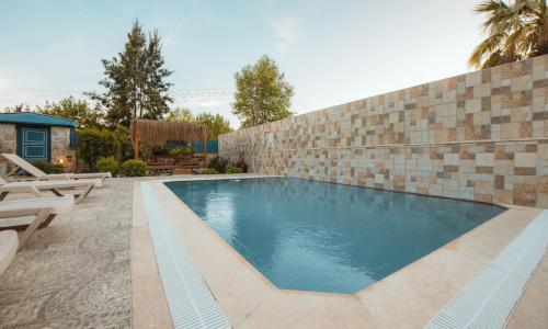 Villa Devina — 16