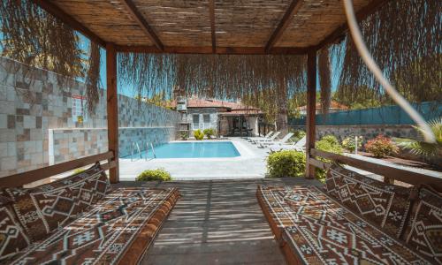 Villa Devina — 11