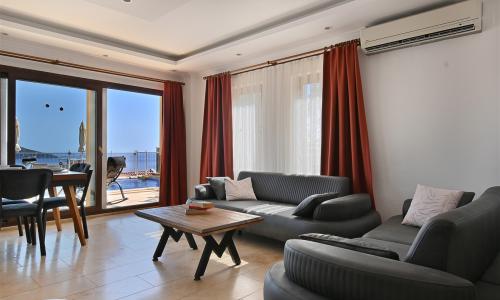 Villa Dionysus — 55
