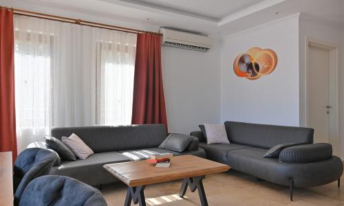 Villa Dionysus — 56