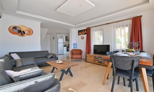 Villa Dionysus — 59