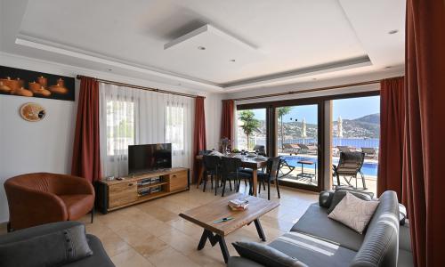 Villa Dionysus — 61