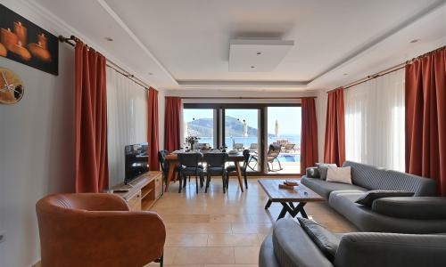 Villa Dionysus — 62