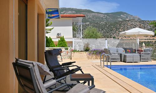 Villa Dionysus — 17