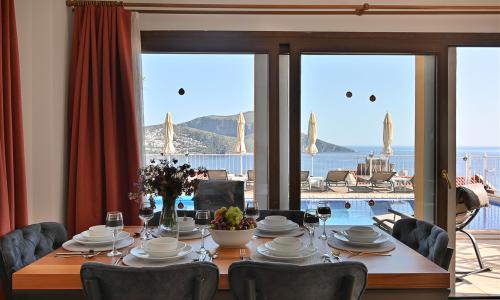 Villa Dionysus — 29