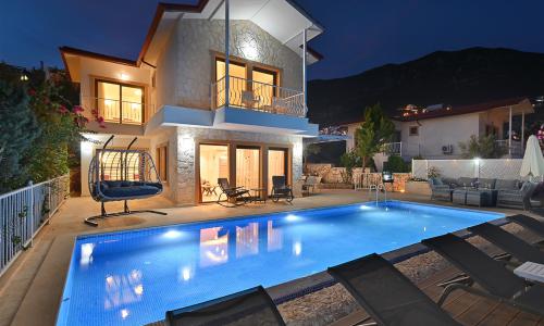 Villa Dionysus — 8