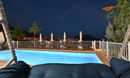 Villa Dionysus — 10