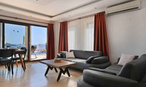 Villa Dionysus — 41