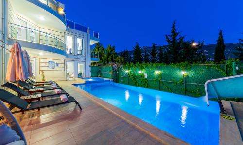 Villa Disney 3 — 8