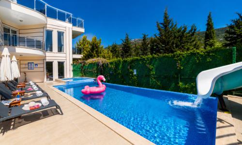 Villa Disney 3 — 4