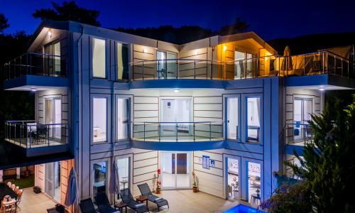 Villa Disney 3 — 63