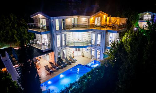Villa Disney 3 — 69