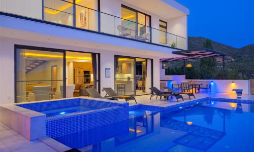 Villa Dolce Deluxe — 5