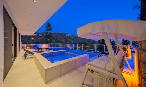 Villa Dolce Deluxe — 11