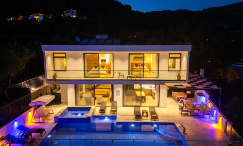 Villa Dolce Deluxe — 111