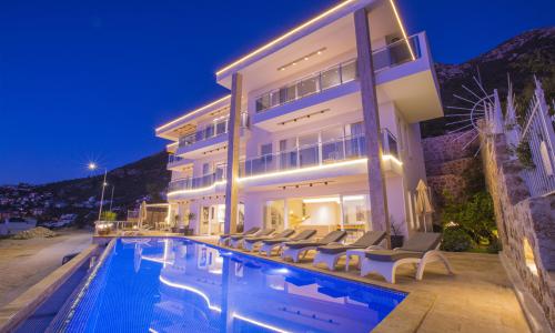 Villa Eagles Lodge — 1