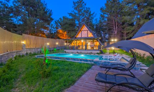 Villa Ecka 2 — 3