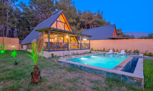 Villa Ecka 2