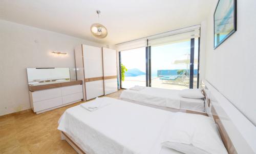 Villa Ela — 48