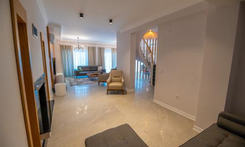 Villa Elana 1 — 94